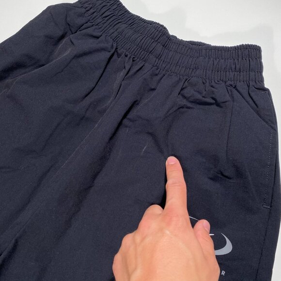 NWT Womens Nike Swoosh Cuff Loose Fit Cuffed Woven Pants size XS - Picture 4 of 11